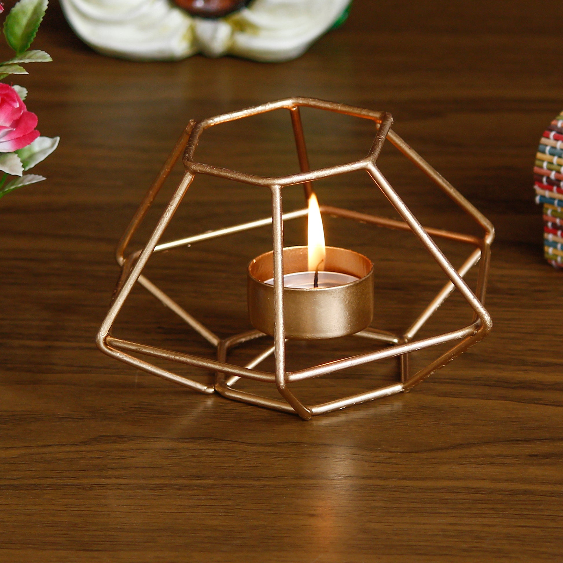 Elegant Handcrafted Metal Tea Light Holder Decor
